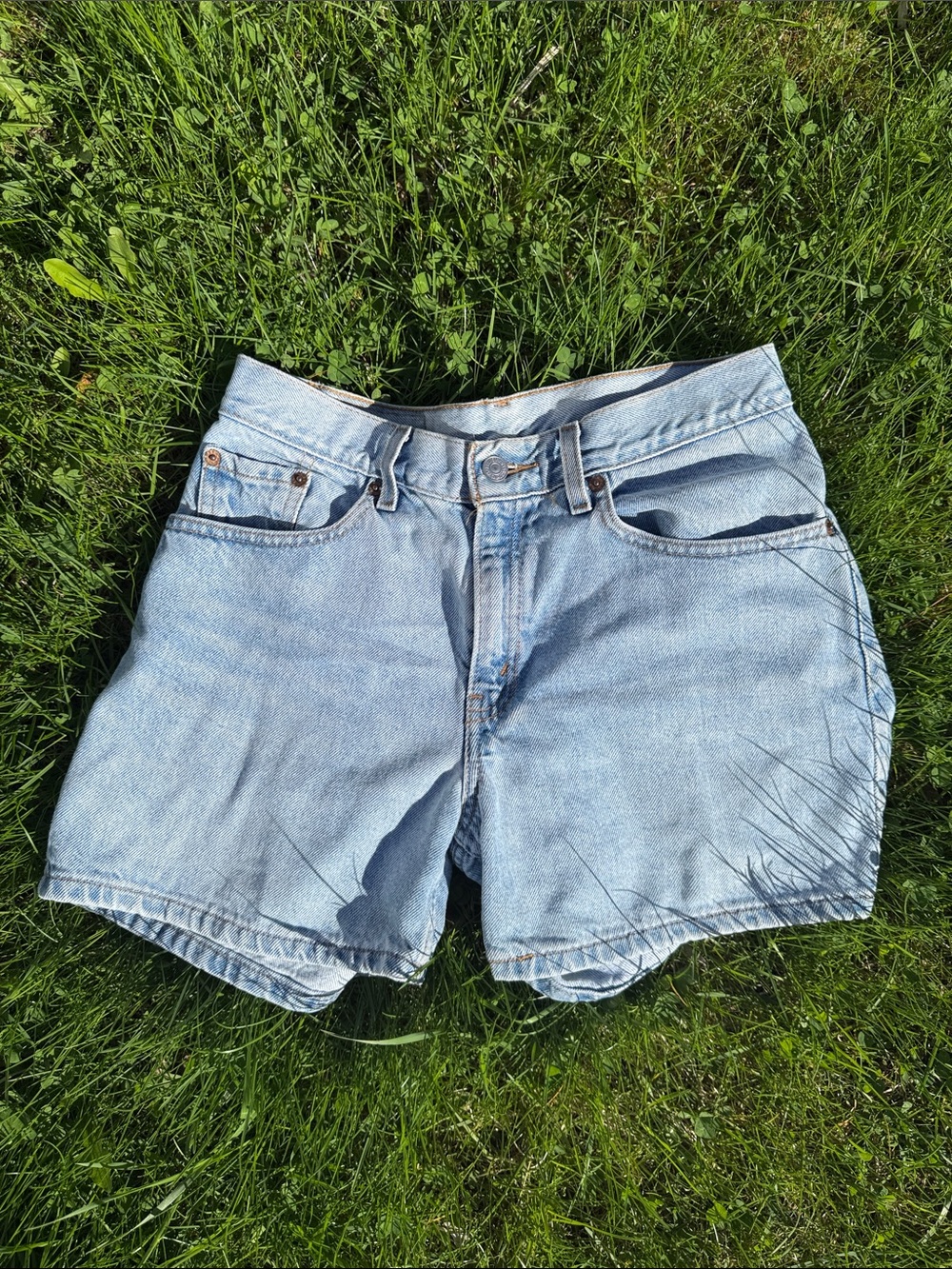 VINTAGE LEVI'S LIGHTWASH